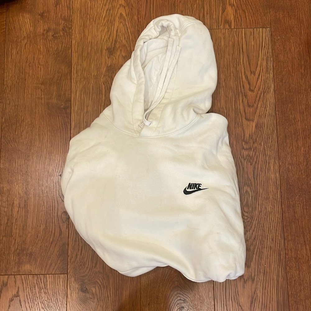 white nike hoodie
